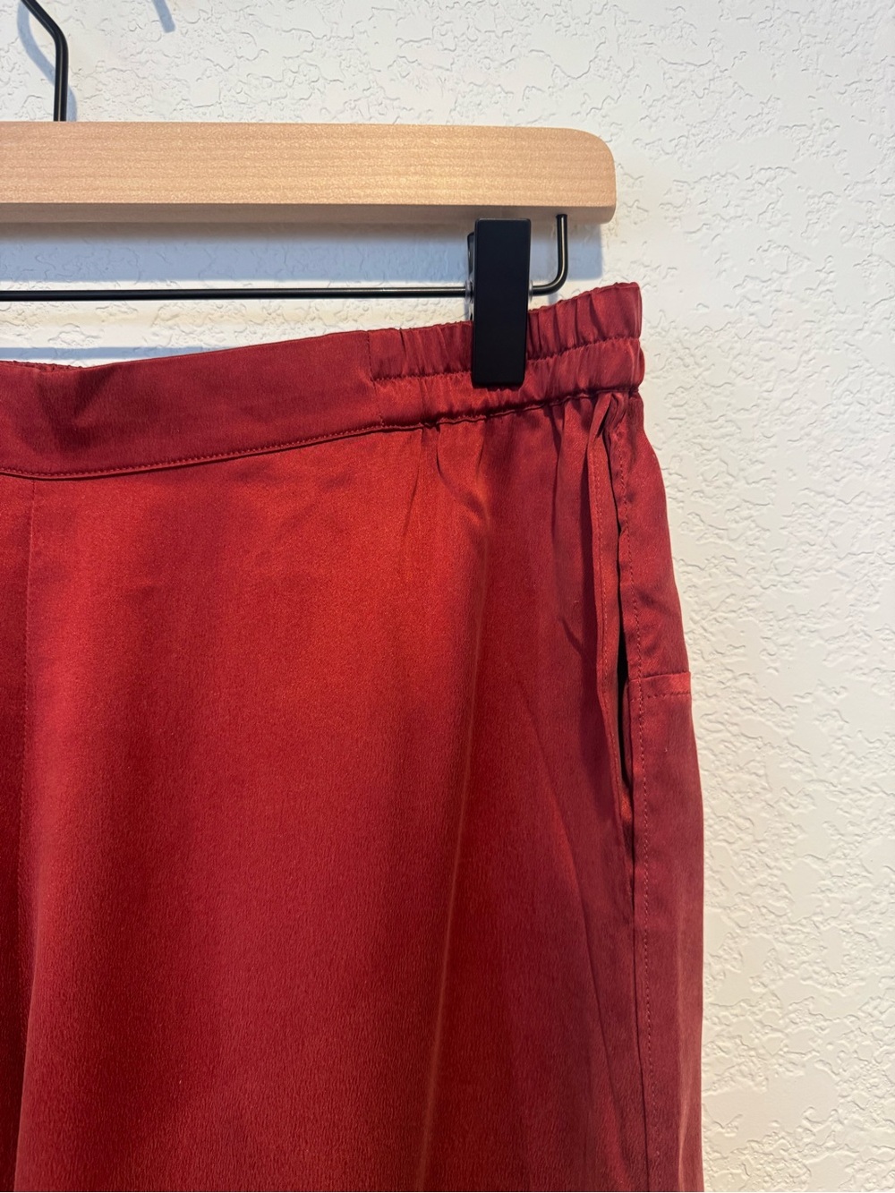 NWT ⭐️ Lunya Washable Silk Tee Pant Set - Picture 3 of 11
